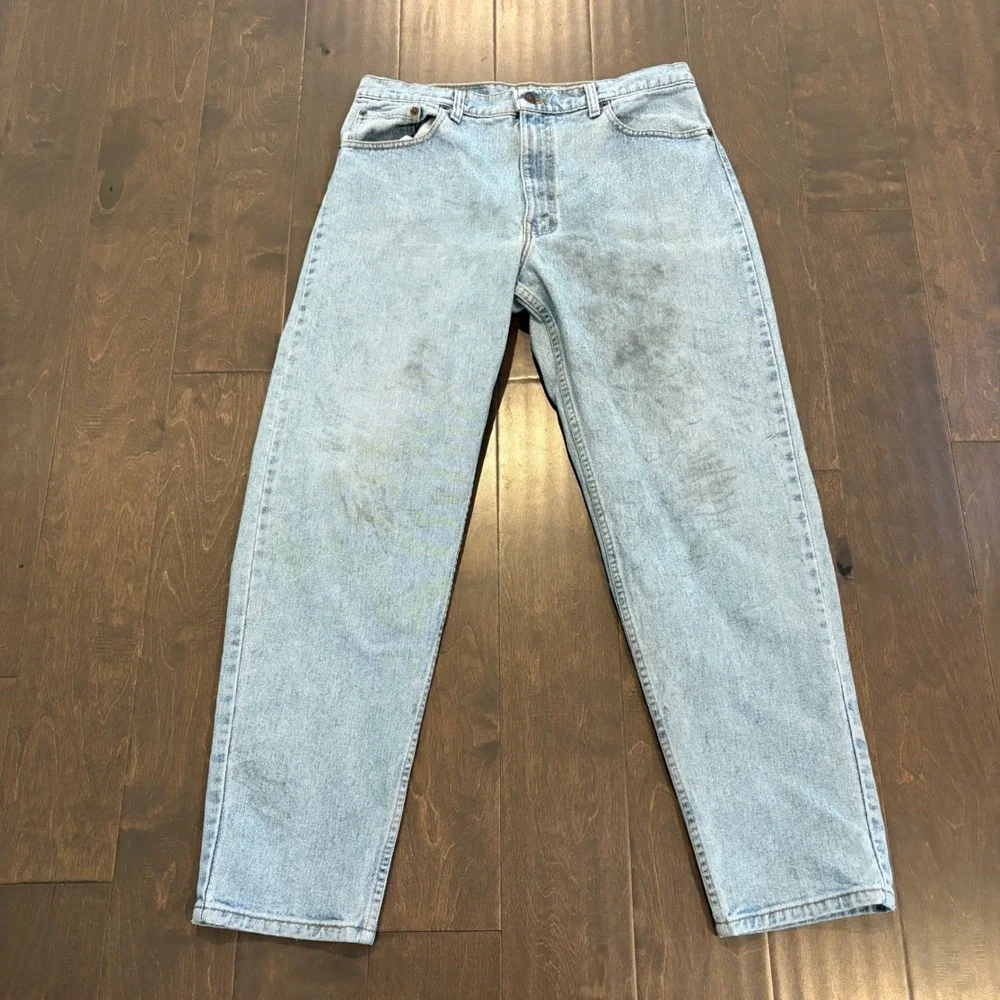 Vintage Levi's 550 Jeans Mens 34x30 (Tag 36x30) USA Light Wash 90s‎ Distressed